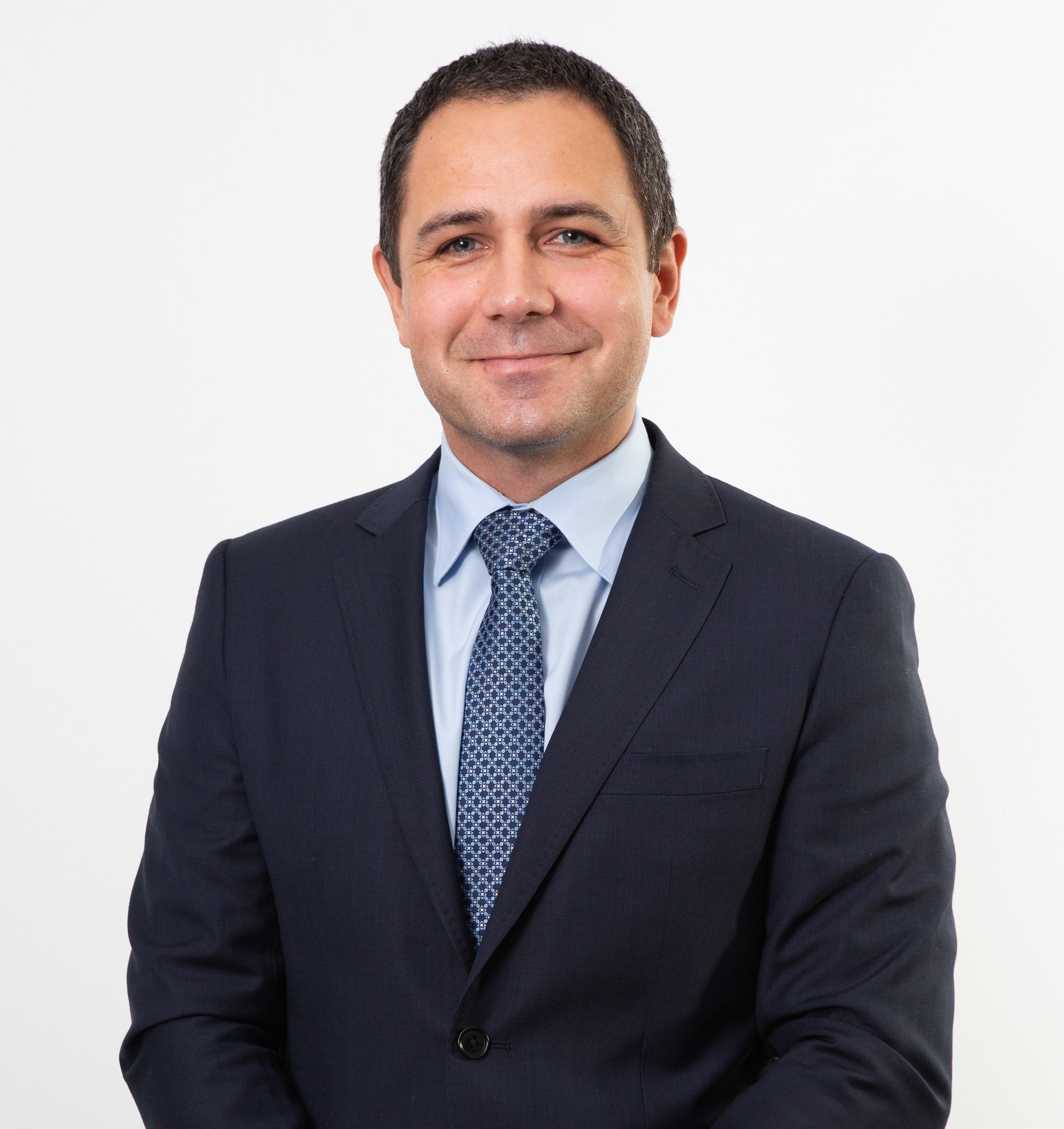 dr vlad illie - plastic and reconstruction surgeon sydney australia 2 Dr Vlad ILLIE - plastic and reconstructive surgeon Sydney and Central Coast